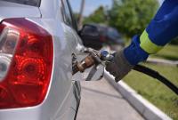 Бензин и дизтопливо могут подешеветь еще на 2-3 гривни, – эксперт