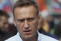 Навального увезли из тюрьмы в клинику, врачи думают, его отравили