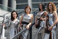 Украинские скрипачки сыграли гимн Лиги чемпионов в Мадриде