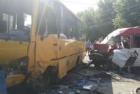 Под Киевом при столкновении двух маршруток пострадали 26 человек
