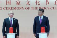 Bloomberg: у РФ есть причины опасаться союза с Китаем, в который ее тянет Путин