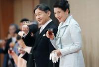 В Токио проходит праздничный фестиваль по случаю интронизации императора Нарухито