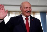 «Ты еще здоров, баллотируйся, пожалуйста»: Лукашенко планирует идти на президентские выборы в 2020 году