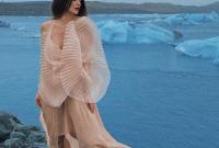 Даша Астафьева снялась в прозрачном платье на леднике