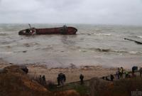 Авария на танкере в Одессе: уровень загрязнения побережья снизился почти в 8 раз (видео)