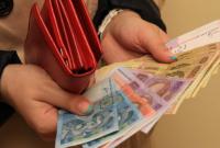 Расходы украинцев растут быстрее, чем доходы: на что тратят больше всего