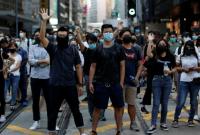 Более 30 человек пострадали в результате массовых беспорядков в Гонконге