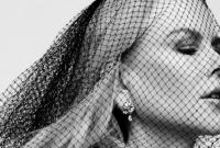 Николь Кидман снялась в прозрачном платье от Dior
