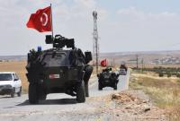 Армия Турции окружила два пограничных города в Сирии