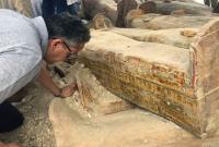Археологи обнаружили более 20 древних египетских саркофагов