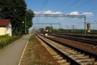 Во Львовской области на железнодорожных путях нашли мертвым 17-летнего юношу