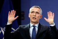 Столтенберг заявил, что НАТО стоит бок о бок с Украиной