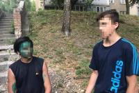 Трое подростков пойдут под суд за снятое на видео жестокое избиение мужчины