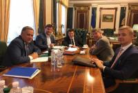 Зеленский и Данилюк приветствовали решение США касательно военной помощи Украине