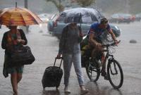Погода на выходные: в Украине местами пройдут дожди, в воскресенье потеплеет