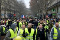 Париж заявил о поддержке "желтых жилетов" из-за рубежа