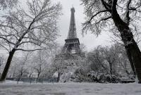 Францию накрыла снежная буря