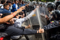 Протесты оппозиции в Венесуэле: число задержанных увеличилось до 500