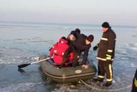 В акватории под Одессой спасли детей, попавших в ловушку на дрейфующей льдине