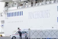 На круизном лайнере в Японии новый коронавирус обнаружен уже в 70 пассажиров