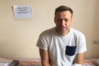 Немецкая полиция взяла под круглосуточную охрану клинику, где находится Навальный