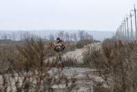 Внаслідок обстрілів окупантів на Донбасі загинув український військовий, ще троє поранені
