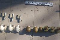 В Киеве задержали военного, который продавал боевые гранаты и боеприпасы