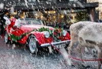 Санта-Клаус выставил на аукцион свой кабриолет Morgan