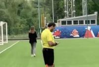 У Росії арбітр вдарив футболіста по обличчю під час матчу (відео)