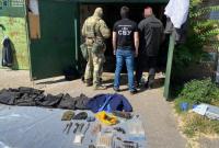 Во время спецоперации в Днепропетровской области задержали банду с мощным арсеналом оружия