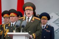 Бывший политзаключенный заявил, что Лукашенко хотят превратить в "белорусского Кадырова"