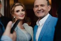 "1+1" і Медведчук: адвокат розповів, скільки акцій у дружини кума Путіна