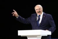 Лукашенко хочет "решительно" изменить Конституцию