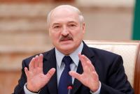 "Я не парюсь": Лукашенко заявил, что обстановка с пневмонией важнее, чем с COVID-19