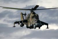 Военный вертолет РФ "жестко" сел в Крыму, есть раненые