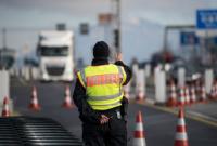 Германия на один день ослабила ограничения на границе