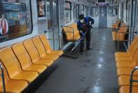В вагонах – не более 100 пассажиров: стали известны ограничения в метро во время карантина