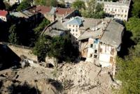 Наслідки обвалу будинку в Одесі зняли за допомогою дрона (відео)