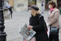 Отношение украинцев к "карантину выходного дня" разделилось поровну - опрос