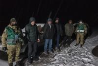 Львовские пограничники задержали россиянина с группой нелегалов