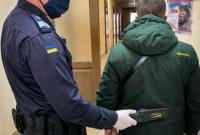 Ножи, файеры и патроны: с начала года в суды пытались пронести более 40 тыс. запрещенных предметов