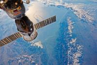 Поломка на МКС: космонавты нашли утечку воздуха с помощью пакетика чая
