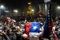 В Чили с помощью референдума отменили конституцию времен Пиночета: в стране народные гуляния