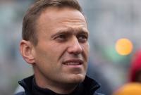 Навального отключили от аппарата ИВЛ: он может на короткое время вставать