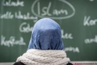 В Австрии запретят хиджаб для школьниц до 14 лет