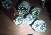 Украинец пытался провезти в Венгрию радиоактивные авиационные часы