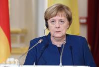 Меркель назвала катастрофу "Боинга" в Иране трагическим случаем