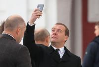Медведев останется председателем партии Путина