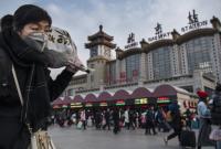 Власти Китая призвали не избегать тех, кто покинул Ухань после вспышки коронавируса
