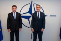 Генсек НАТО и спецпредставитель ЕС обсудили деэскалацию на севере Косово